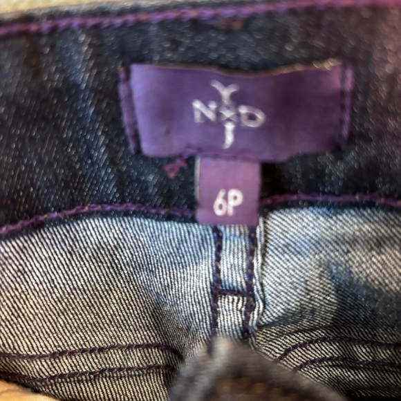 NYDJ Dark Wash Bootcut Jeans, size 6P - Picture 5 of 11